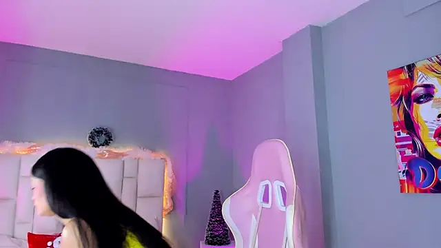 SammyRose  online show from December 5, 2025, 7:45 pm