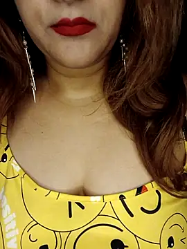 Snapshot of Queen-kohinoor chatting on September 28, 2025, 8:21 am Queen-kohinoor online show from September 28, 2025, 8:21 am