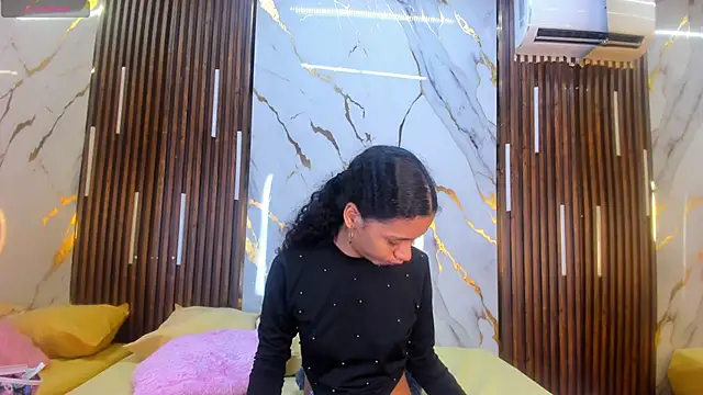 Snapshot of VictoriaDuart chatting on September 22, 2025, 8:15 pm VictoriaDuart online show from September 22, 2025, 8:15 pm