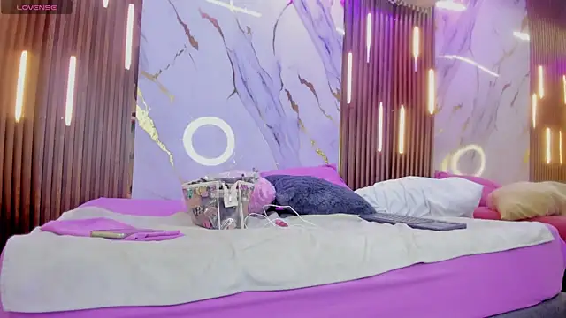 Snapshot of VictoriaDuart chatting on September 13, 2025, 8:09 pm VictoriaDuart online show from September 13, 2025, 8:09 pm