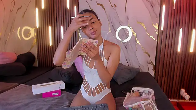 Snapshot of VictoriaDuart chatting on October 12, 2025, 7:59 pm VictoriaDuart online show from October 12, 2025, 7:59 pm