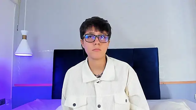 Tsuki Maru online show from December 5, 2025, 8:17 pm