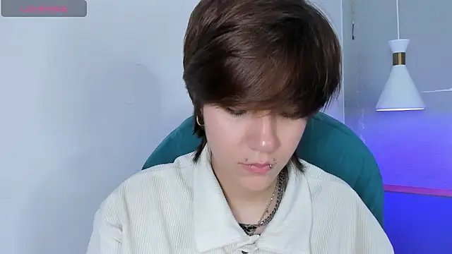 Tsuki Maru online show from April 14, 2026, 1:27 pm