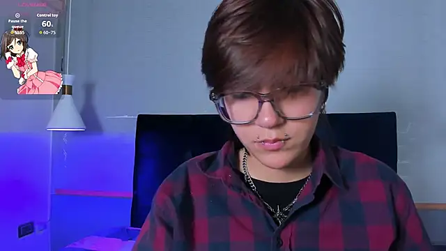 Tsuki Maru online show from March 25, 2026, 9:14 pm