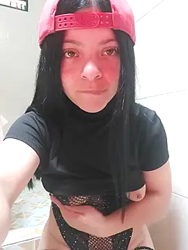 Snapshot of LunaJacobs chatting on May 23, 2026, 7:35 pm LunaJacobs online show from May 23, 2026, 7:35 pm