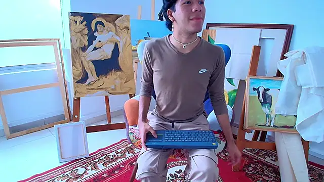 Snapshot of E_R_O_S_ chatting on October 8, 2025, 9:26 pm E R O S online show from October 8, 2025, 9:26 pm