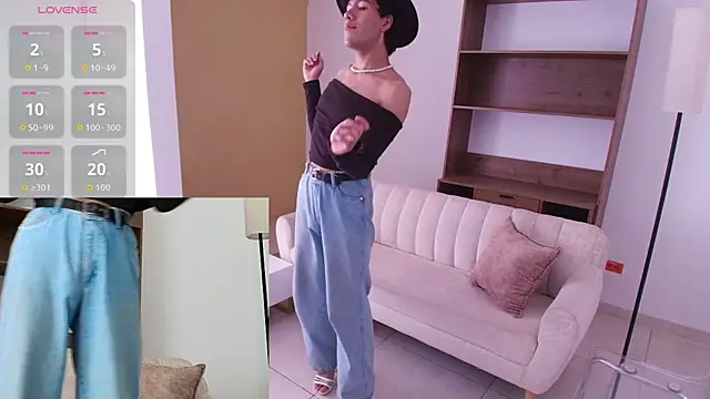 Snapshot of E_R_O_S_ chatting on September 20, 2025, 1:49 pm E R O S online show from September 20, 2025, 1:49 pm