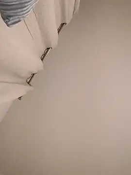 Jadriel23 online show from October 6, 2025, 4:35 am