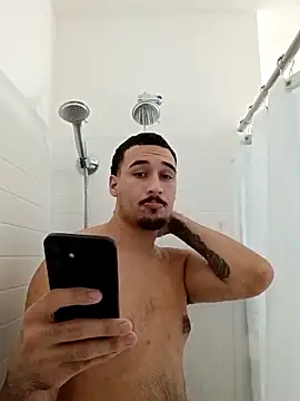 Jadriel23 online show from October 10, 2025, 5:03 pm