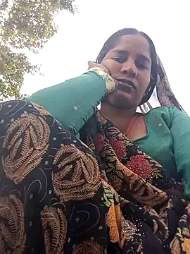 Hot Seema83 online show from October 19, 2025, 8:28 am