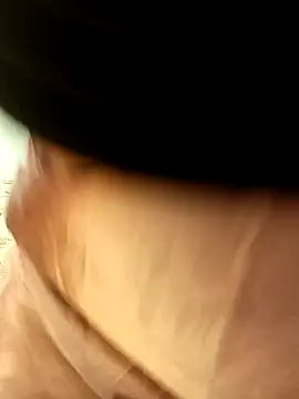 Snapshot of Swaalina chatting on October 11, 2025, 10:27 am Swaalina online show from October 11, 2025, 10:27 am