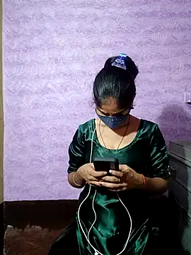 Virgin girll18 online show from September 14, 2025, 4:40 pm