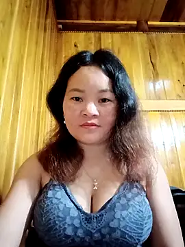 ctm-cute online show from April 3, 2026, 1:06 pm