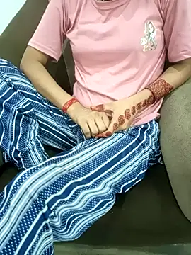 Snapshot of Student_girl2 chatting on September 27, 2025, 3:29 pm Student girl2 online show from September 27, 2025, 3:29 pm