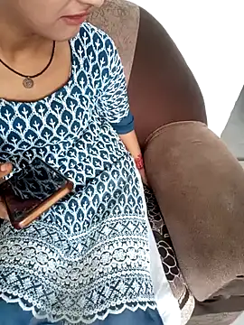 Snapshot of Student_girl2 chatting on September 17, 2025, 4:47 am Student girl2 online show from September 17, 2025, 4:47 am