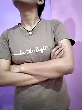 Snapshot of Student_girl2 chatting on October 29, 2025, 5:39 am Student girl2 online show from October 29, 2025, 5:39 am