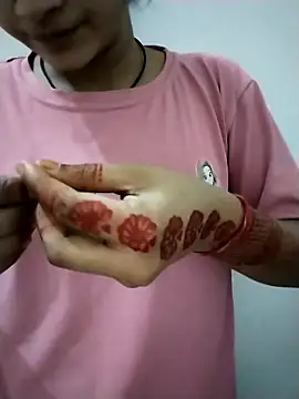 Snapshot of Student_girl2 chatting on October 15, 2025, 5:06 am Student girl2 online show from October 15, 2025, 5:06 am