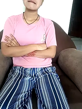 Student girl2 online show from September 15, 2025, 4:46 am