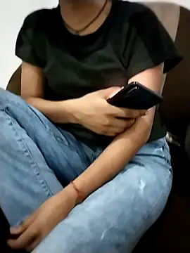 Snapshot of Student_girl2 chatting on September 30, 2025, 4:35 pm Student girl2 online show from September 30, 2025, 4:35 pm