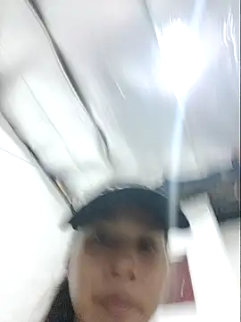 cutielhon online show from September 24, 2025, 5:36 am