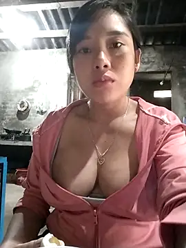 Snapshot of soope-00 chatting on October 16, 2025, 12:08 am soope-00 online show from October 16, 2025, 12:08 am