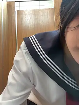 xixi 28 online show from October 28, 2025, 1:06 am