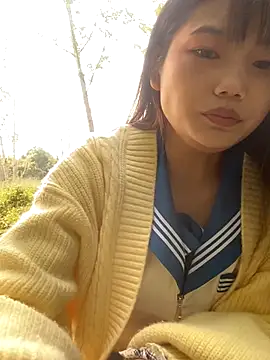 xixi 28 online show from October 26, 2025, 1:39 am