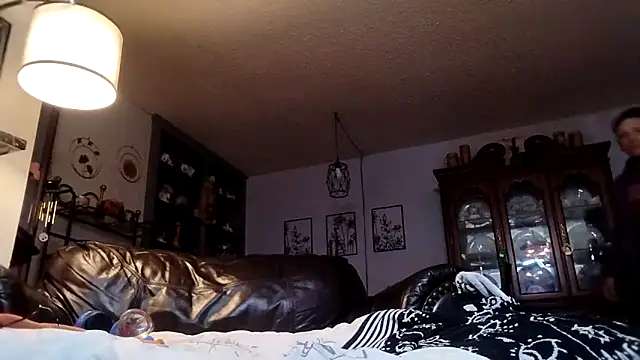 MRTATTWO online show from September 28, 2025, 12:17 am