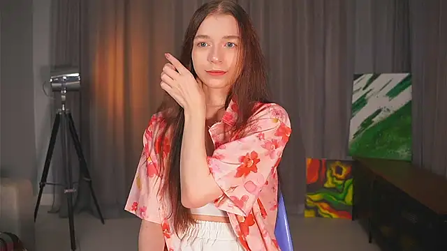 RoxieBolich online show from September 29, 2025, 3:06 pm