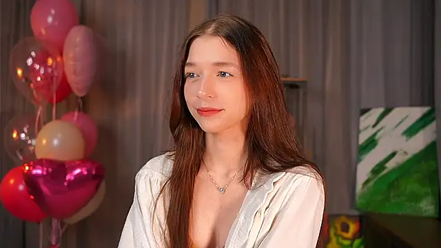 RoxieBolich online show from October 11, 2025, 1:45 pm