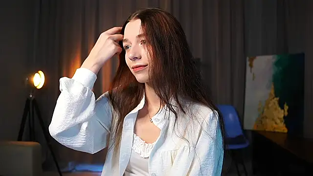 RoxieBolich online show from September 9, 2025, 1:53 pm