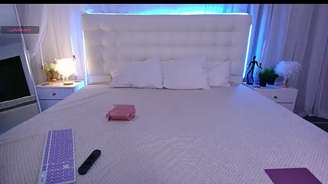 Snapshot of Lilit_1Love chatting on September 21, 2025, 4:34 pm Lilit 1Love online show from September 21, 2025, 4:34 pm