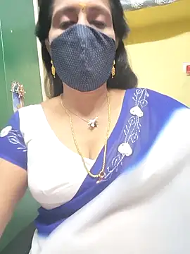 Snapshot of mallu-reshma chatting on March 1, 2026, 7:03 pm mallu-reshma online show from March 1, 2026, 7:03 pm