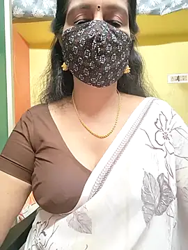 mallu-reshma online show from December 2, 2025, 6:15 am