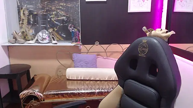 Snapshot of Nasly_Dream chatting on October 3, 2025, 7:59 pm Nasly Dream online show from October 3, 2025, 7:59 pm