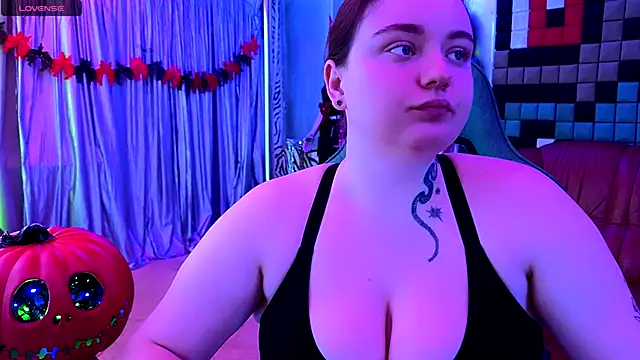 KatrinClark online show from October 15, 2025, 4:59 pm