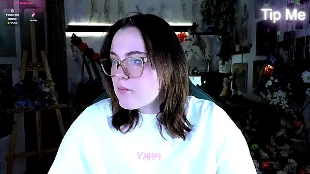 KatrinClark online show from October 10, 2025, 5:03 pm