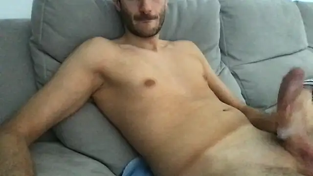 ItalianVirgil20 online show from September 19, 2025, 1:48 pm