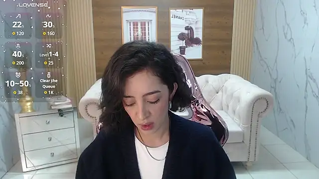 Snapshot of sara_lopez_s chatting on February 5, 2026, 1:18 pm sara lopez s online show from February 5, 2026, 1:18 pm