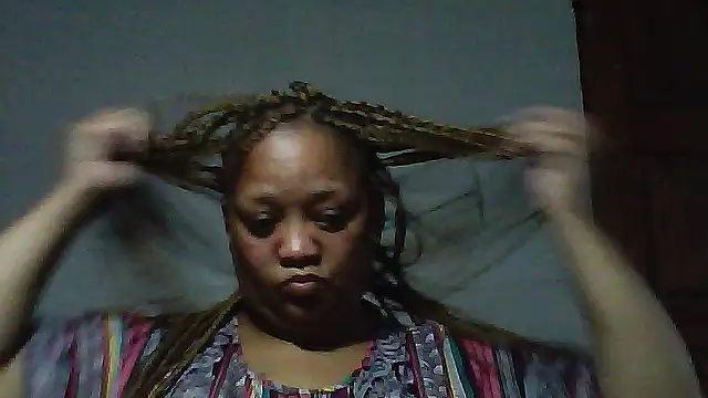 Snapshot of Yellobonepussy chatting on September 9, 2025, 3:43 pm Yellobonepussy online show from September 9, 2025, 3:43 pm