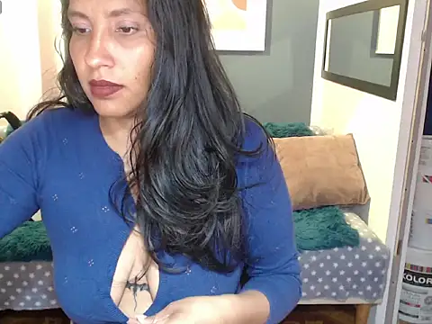 xiammy moor online show from September 16, 2025, 2:18 pm