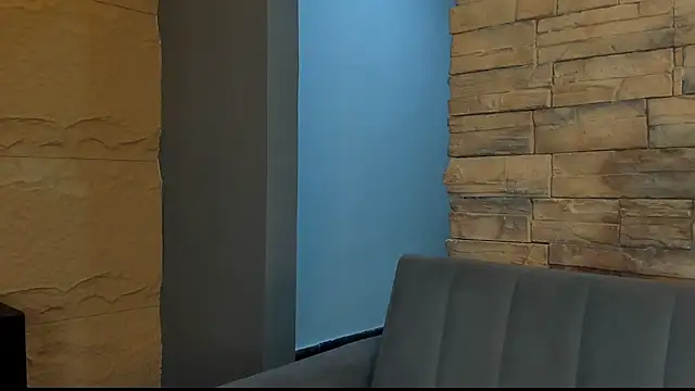 SophiaDior  online show from October 3, 2025, 12:28 pm