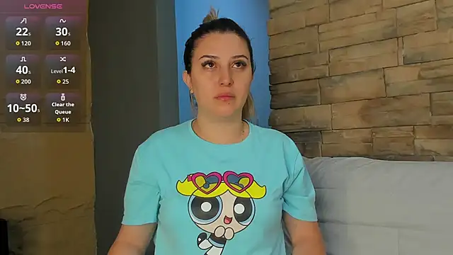 SophiaDior  online show from October 30, 2025, 11:08 am