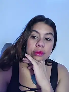 Snapshot of GabyMontenegro chatting on February 5, 2026, 12:45 pm GabyMontenegro online show from February 5, 2026, 12:45 pm