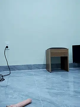 Lyly suri07 online show from October 6, 2025, 5:02 pm