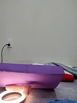 Lyly suri07 online show from November 4, 2025, 4:55 pm