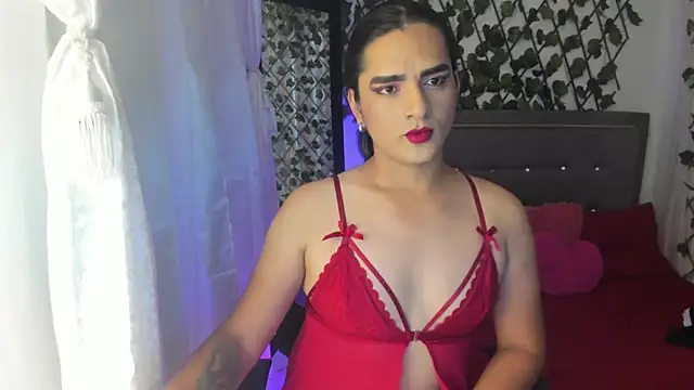 Snapshot of ivone_golosa chatting on September 23, 2025, 7:32 pm ivone golosa online show from September 23, 2025, 7:32 pm