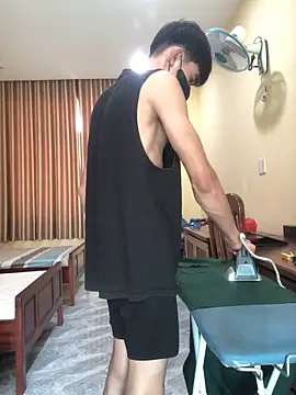 Snapshot of thienlong05 chatting on October 7, 2025, 2:23 am thienlong05 online show from October 7, 2025, 2:23 am