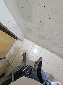 Snapshot of Gamecoc chatting on October 26, 2025, 10:37 am Gamecoc online show from October 26, 2025, 10:37 am