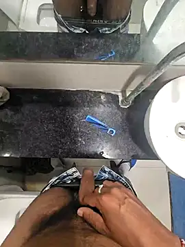 Snapshot of Gamecoc chatting on September 19, 2025, 7:34 am Gamecoc online show from September 19, 2025, 7:34 am